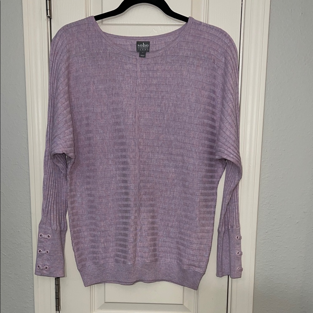 Soho New York & Company Women's Lilac Crew Neck Sweater